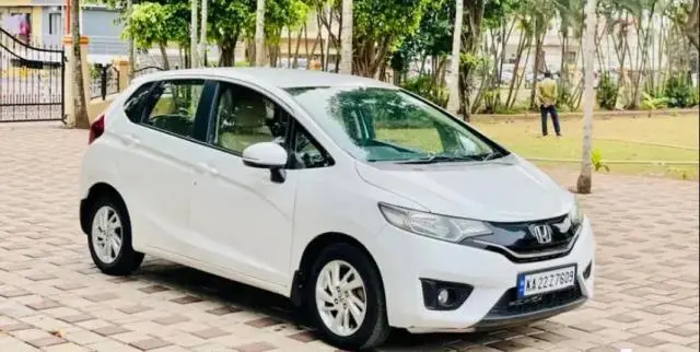 Honda Jazz V i-VTEC 2015