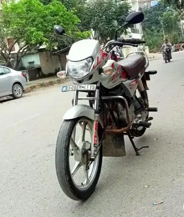 Hero HF Deluxe 100cc 2016