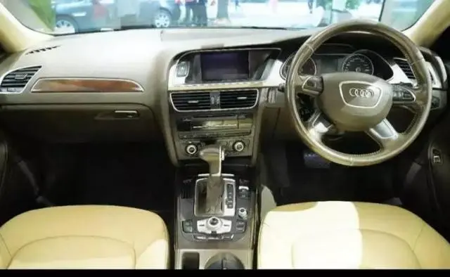 Audi Q3 30 TDI S 2015