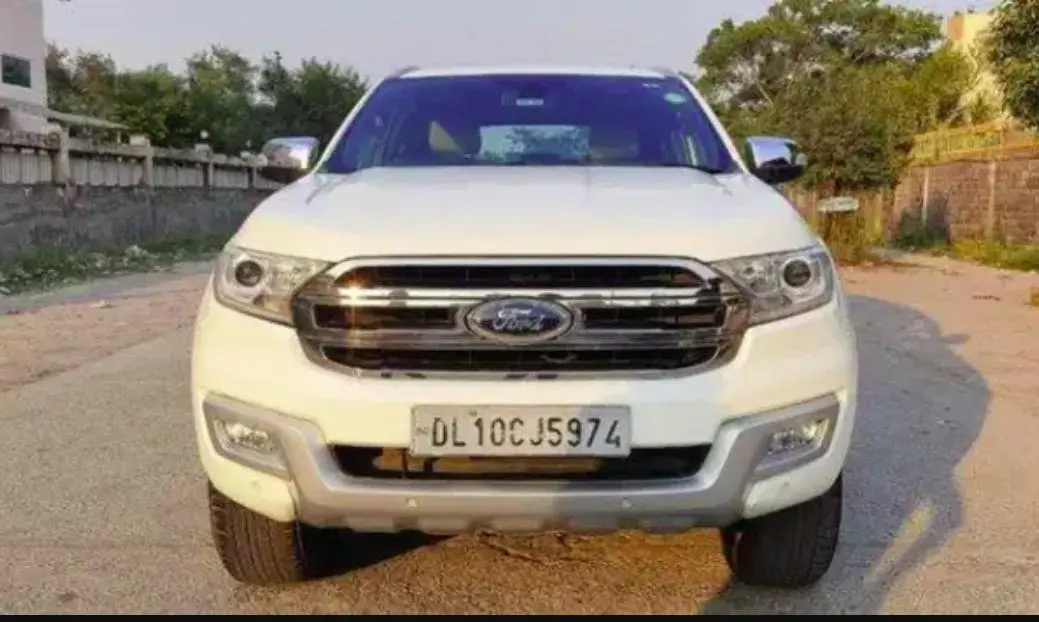 Ford Endeavour Titanium 3.2 4x4 AT 2017