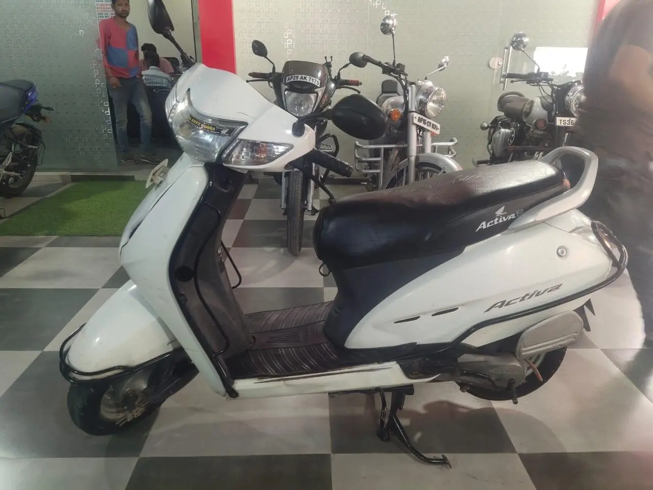 Honda Activa 110cc 2011