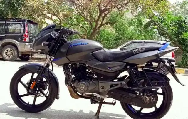 Bajaj Pulsar 125cc Disc BS6 2020