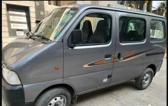 Maruti Suzuki EECO 5 STR With A/C+HTR CNG 2017