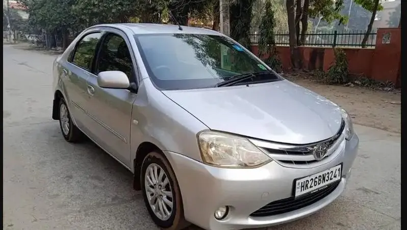 Toyota Etios V 2011