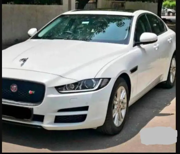 Jaguar XE Portfolio 2018