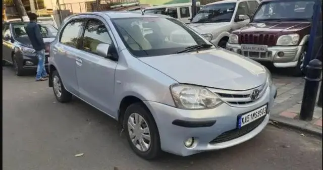 Toyota Etios Liva GD 2012