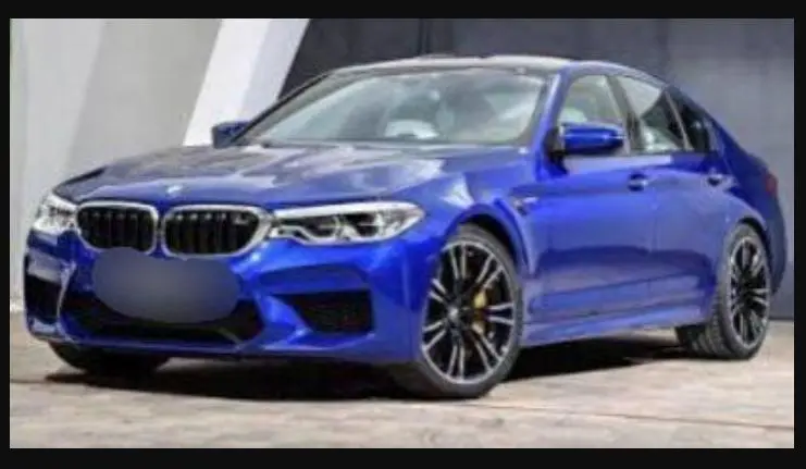 BMW M Series M5 Sedan 2012