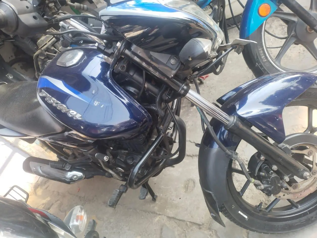 Bajaj Discover 150cc 2014