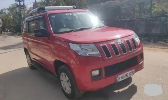 Mahindra TUV300 T6 2016