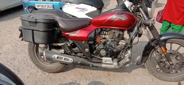 Bajaj Avenger Street 160 ABS FI BS6 2020