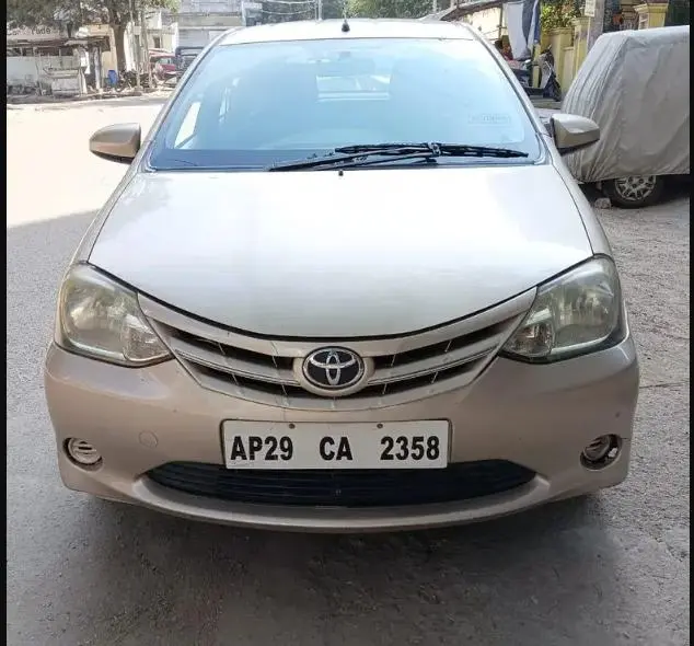 Toyota Etios Liva GD 2013
