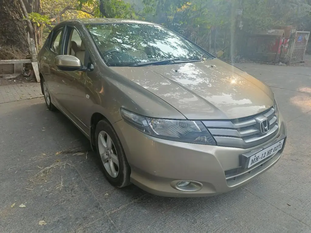 Honda City 1.5 V MT 2011
