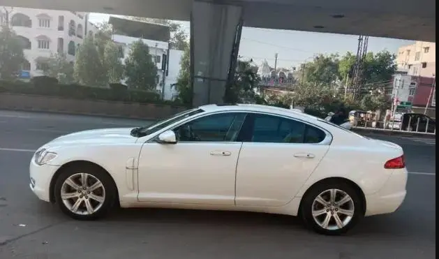 Jaguar XF 3.0L Diesel Premium Luxury 2011
