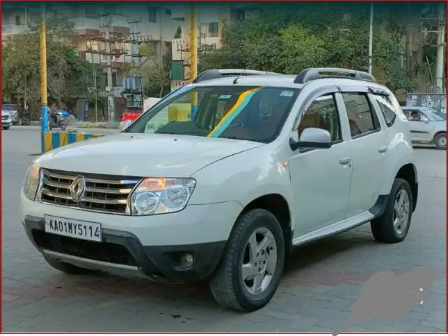 Renault Duster 110 PS RXZ 4X2 MT 2012