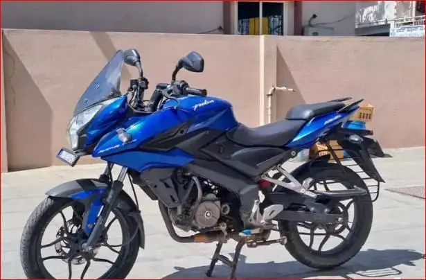 Bajaj Pulsar AS150 2015
