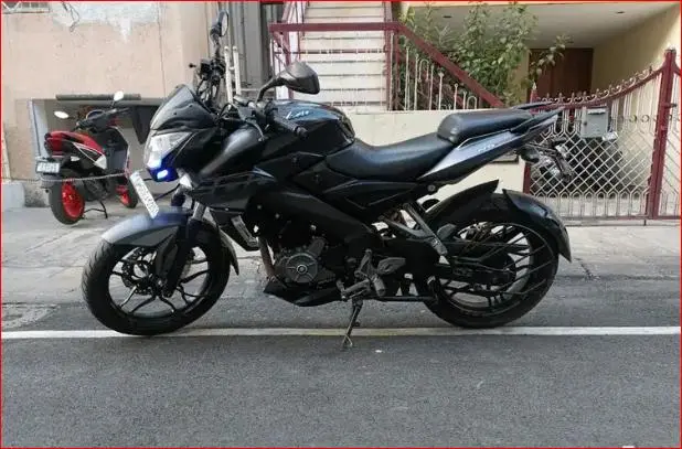 Bajaj Pulsar NS200 2018
