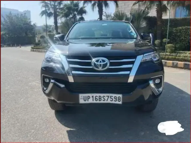 Toyota Fortuner 2.8 4x2 AT 2018