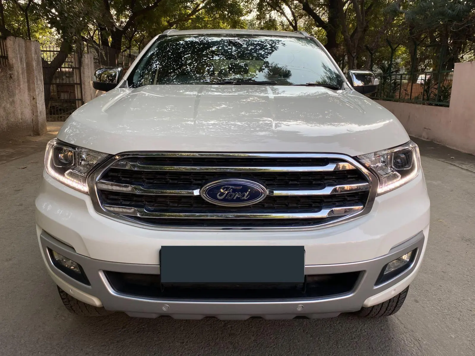 Ford Endeavour Titanium Plus 2.0 4x2 AT BS6 2021