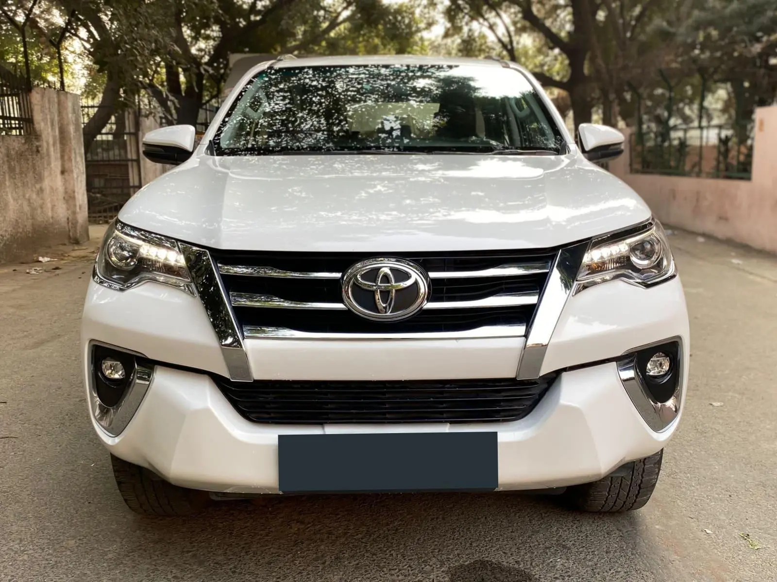 Toyota Fortuner 2.8 4x2 AT 2018