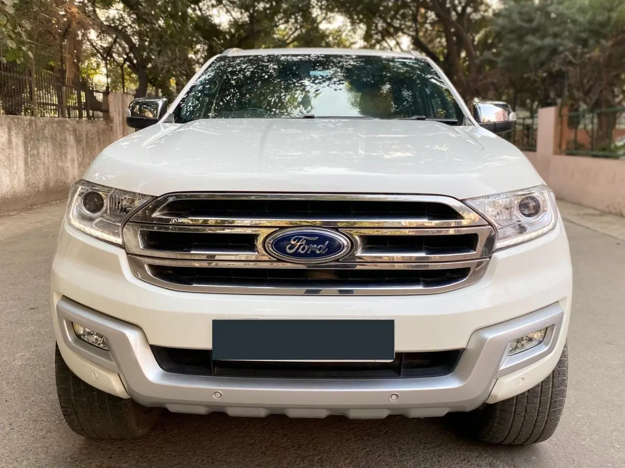 Ford Endeavour Titanium 3.2 4x4 AT 2019
