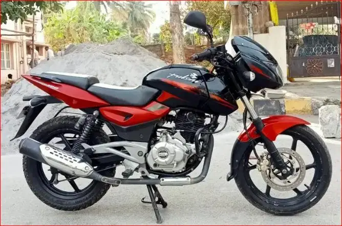 Bajaj Pulsar 180cc 2015
