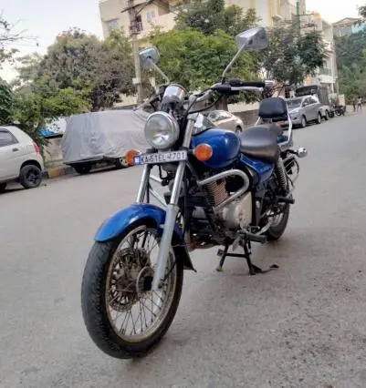 Bajaj Avenger 220cc 2014