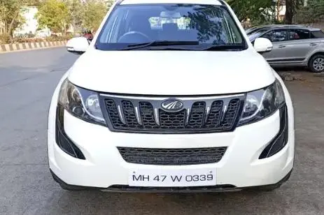 Mahindra XUV500 W6 AT 2017