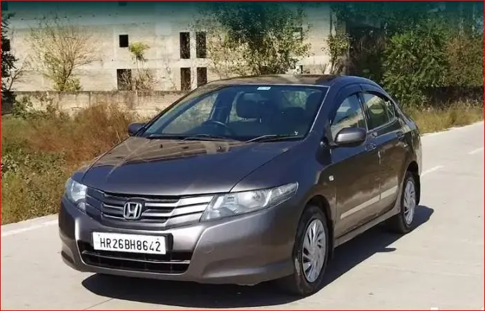 Honda City S i-VTEC 2011
