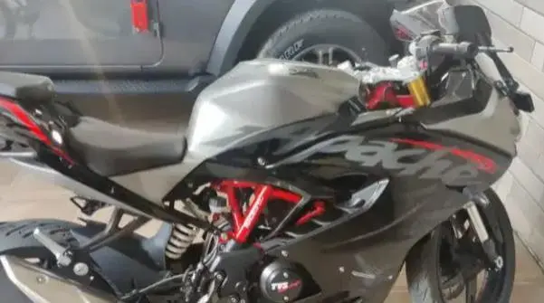 TVS Apache RR310 2022