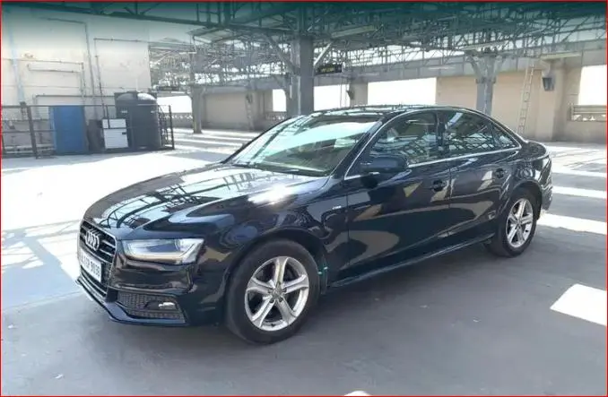 Audi A4 2.0 TDI S Line 2013