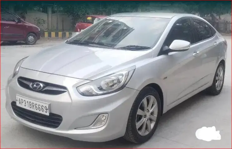 Hyundai Verna FLUIDIC 1.6 CRDI SX 2011