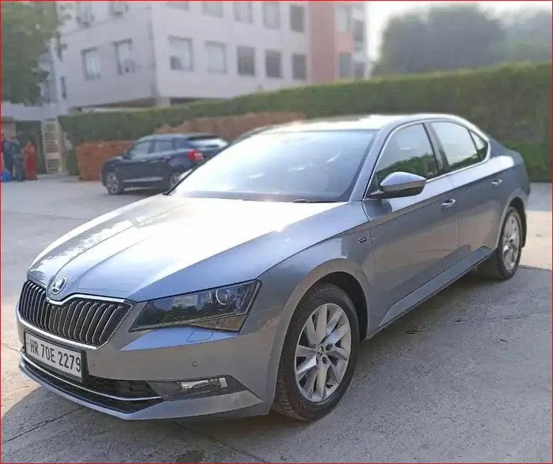 Skoda Superb 1.8 L&K TSI AT 2016