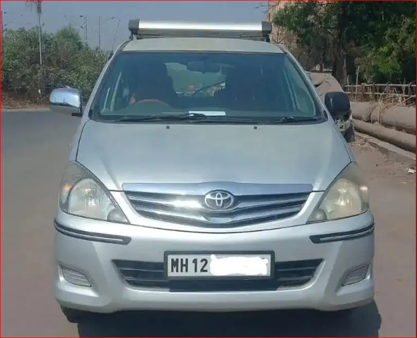 Toyota Innova 2.5 GX 7 STR BS III 2010