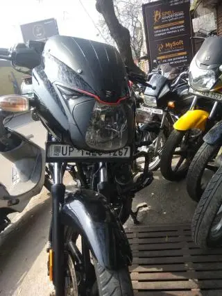 Bajaj Pulsar 125cc Drum BS6 2021