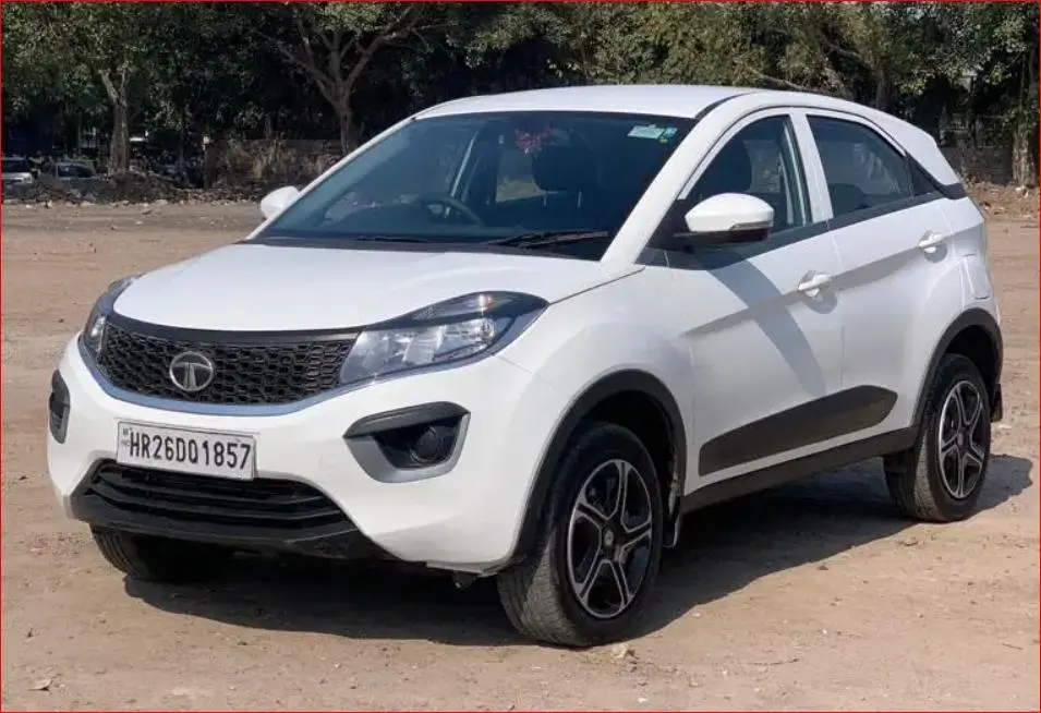 Tata Tiago Revotron XE 2018