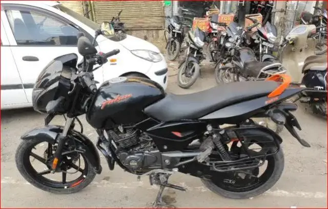 Bajaj Pulsar 125cc Disc BS6 2020