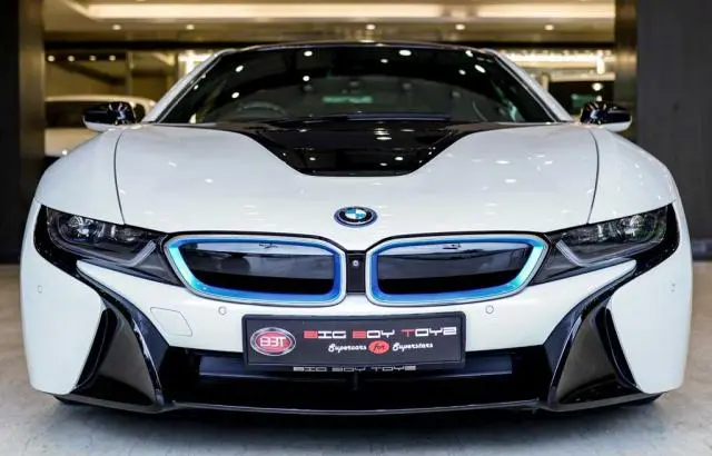 BMW i8 Hybrid 2017