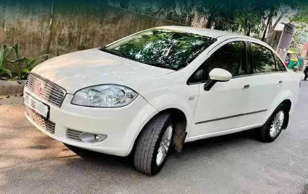 Fiat Linea 1.4 T-Jet Emotion 2012