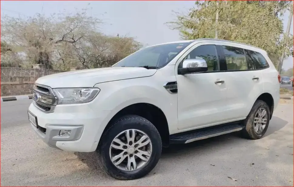 Ford Endeavour Titanium 3.2 4x4 AT 2017