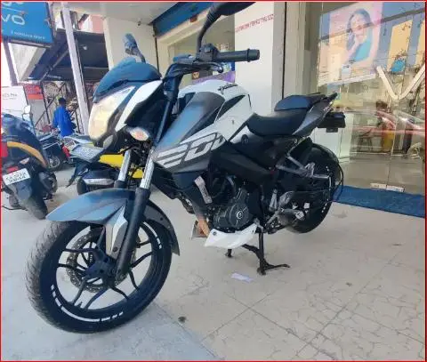 Bajaj Pulsar NS200 2019