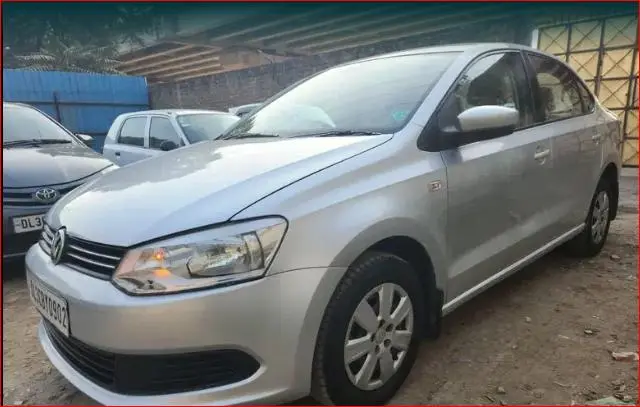 Volkswagen Vento Trendline Petrol 2012