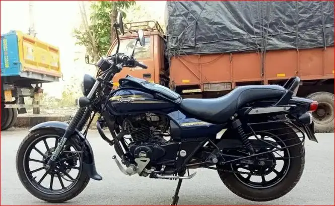 Bajaj Avenger Street 150 2017