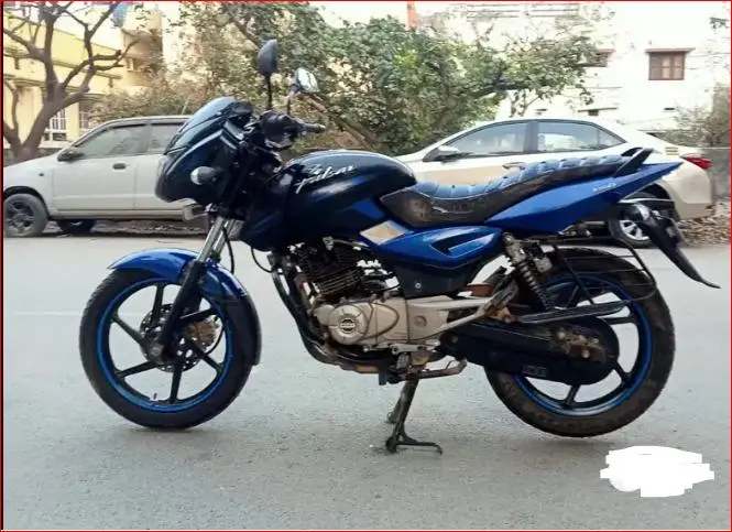 Bajaj Pulsar 150cc 2015