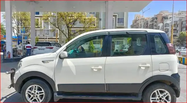 Mahindra NuvoSport N8 2016