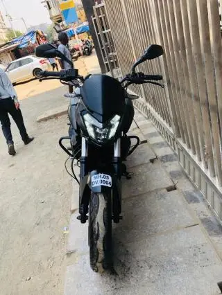 Bajaj Dominar 400 2018