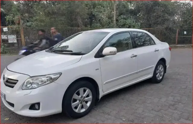 Toyota Corolla Altis 1.8 G 2010
