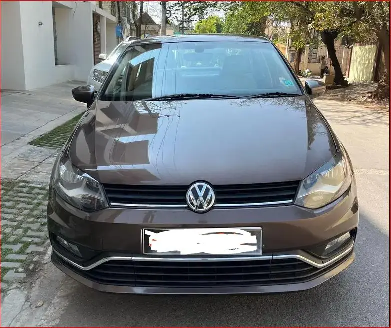 Volkswagen Ameo Highline 1.2L (P) 2016