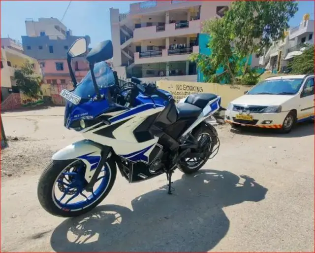 Bajaj Pulsar RS200 2018