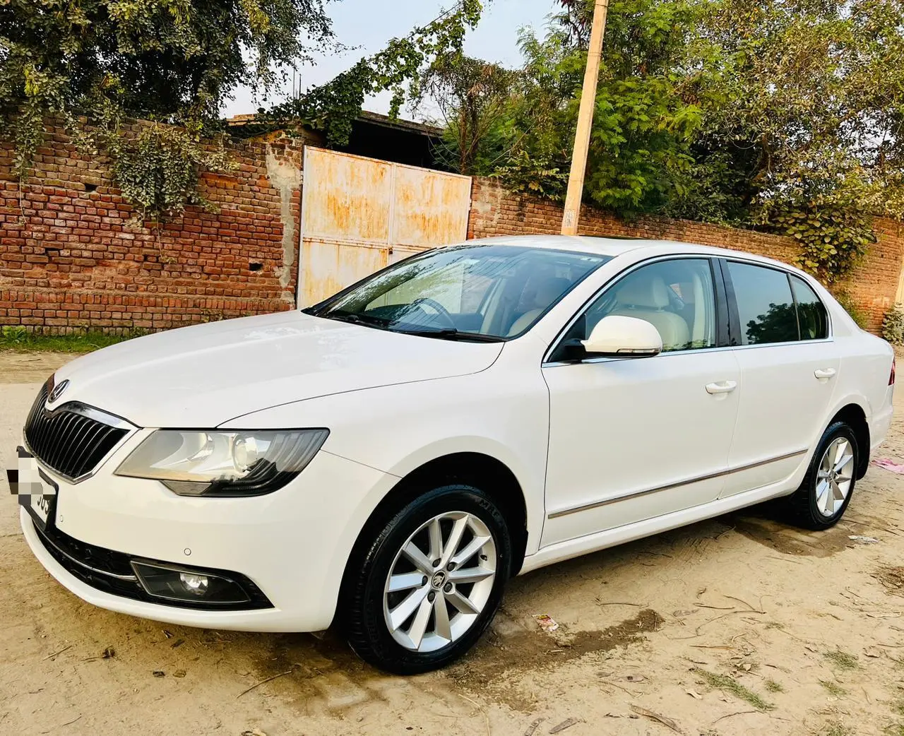 Skoda Superb Elegance 2.0 TDI CR AT 2015