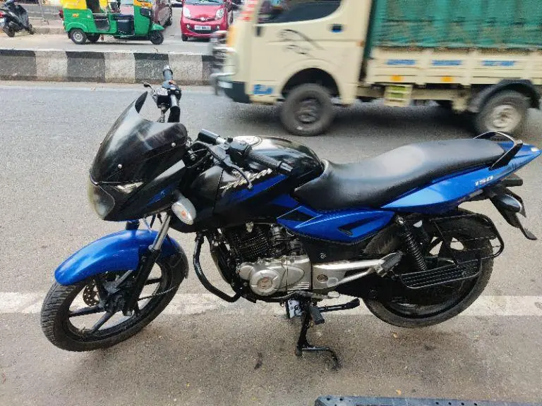 Bajaj Pulsar 150cc 2014